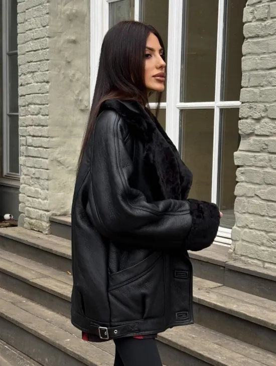 Винтажная куртка - дубленка «Total Black» с английским воротником на пуговицах
