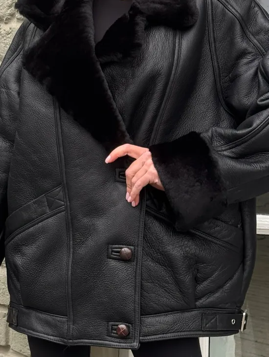 Винтажная куртка - дубленка «Total Black» с английским воротником на пуговицах