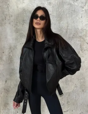 Черная бомбер-курточка «Оверсайз» из кожи Джумбо с двойным воротником и карманами