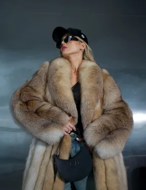 Длинная шуба из меха лисы Vintage gold с шалевым воротником
