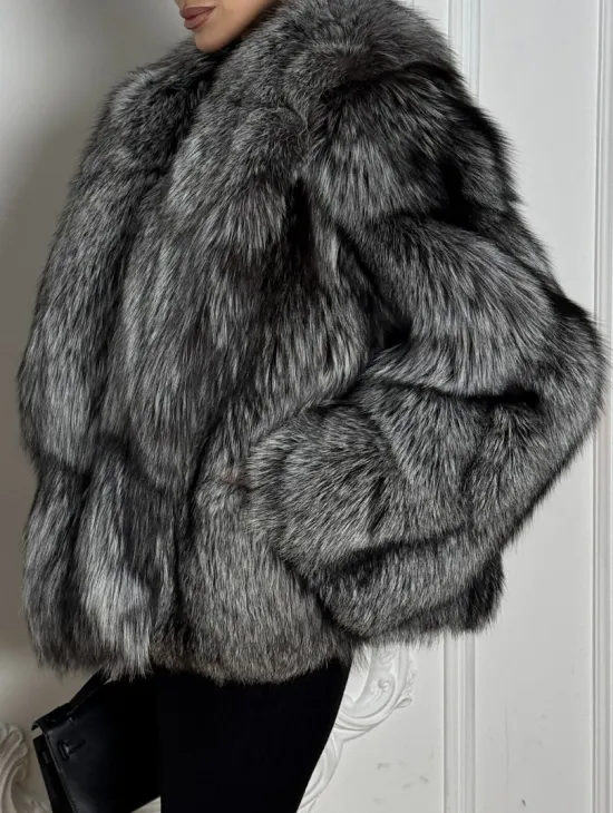 Полушубок из чернобурки A la Vintage с шалевым воротником