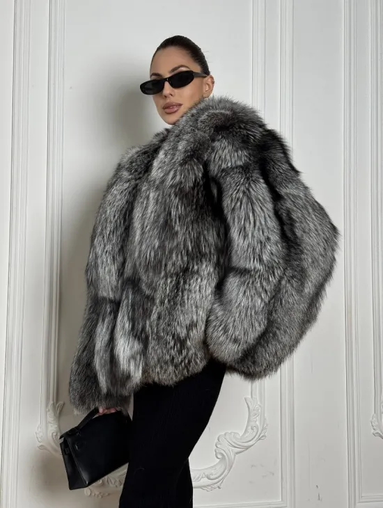 Полушубок из чернобурки A la Vintage с шалевым воротником