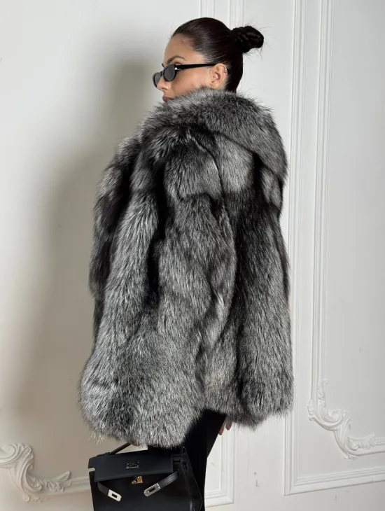 Полушубок из чернобурки A la Vintage с шалевым воротником