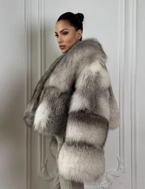 Женская короткая меховая куртка - шуба из натурального лисьего меха