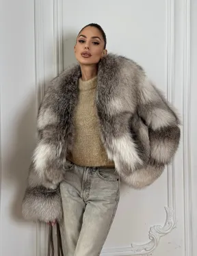 Женская короткая меховая куртка - шуба из натурального лисьего меха