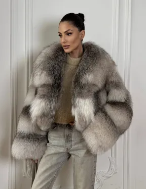 Женская короткая меховая куртка - шуба из натурального лисьего меха