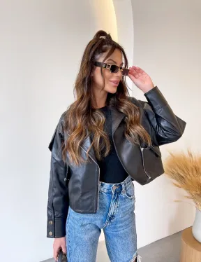 Черная кроп - курточка из натуральной кожи BLACK