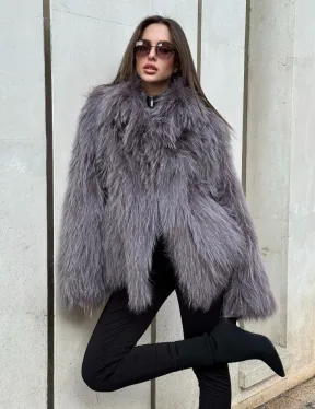 Шуба из меха енота с английским воротником цвет - лаванда