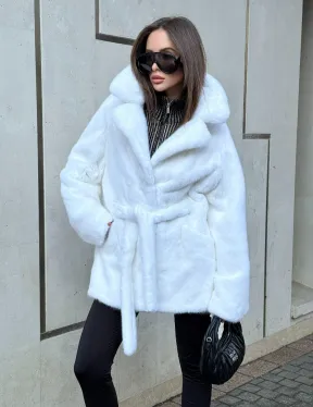 Белый норковый полушубок - кимоно с английским воротником