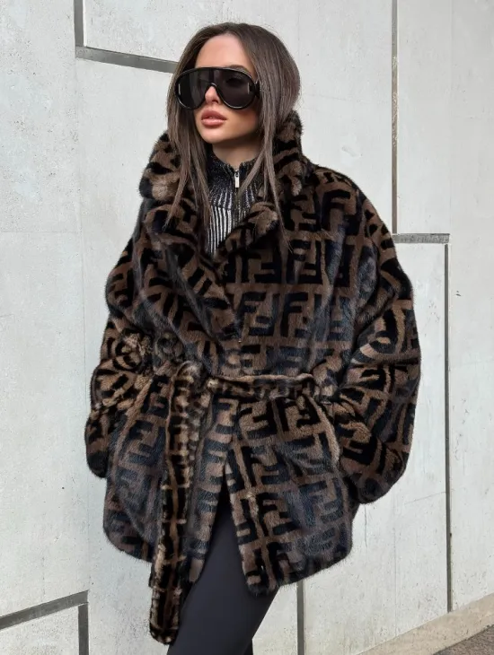 Шуба из плюшевой норки VELVET летучая мышь с черным принтом