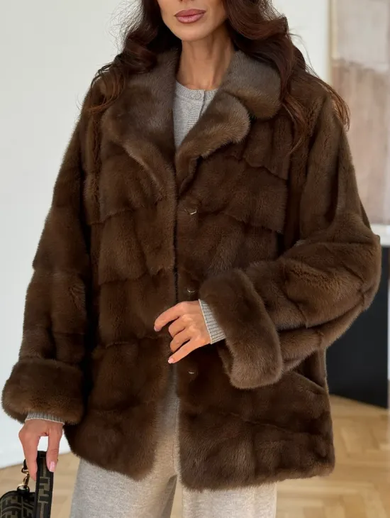 Шуба-кокон из норки с английским воротником и манжетом