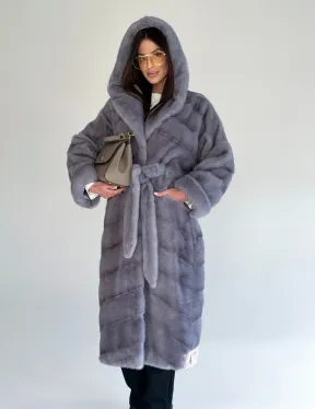 Удлиненная норковая шуба - кимоно с капюшоном