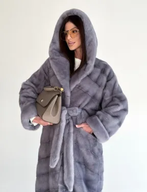 Удлиненная норковая шуба - кимоно с капюшоном