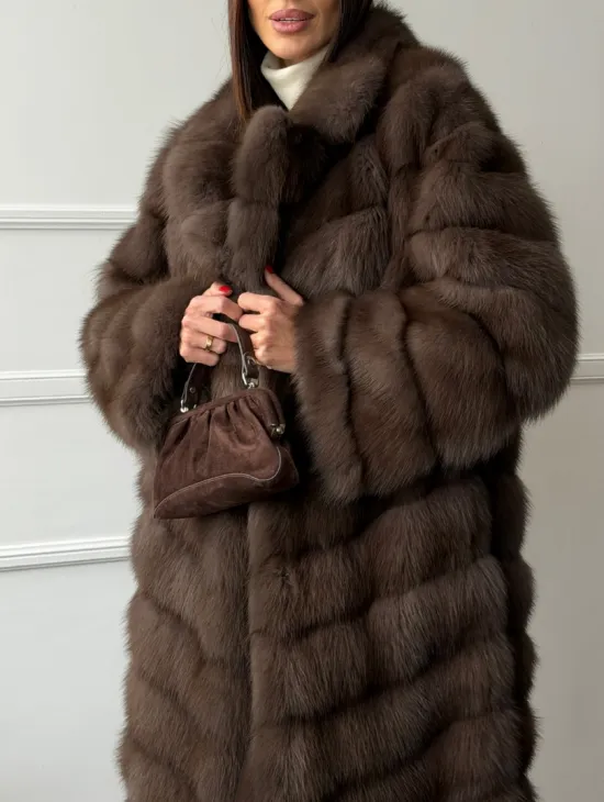 Длинная шуба из меха куницы Exclusive fur