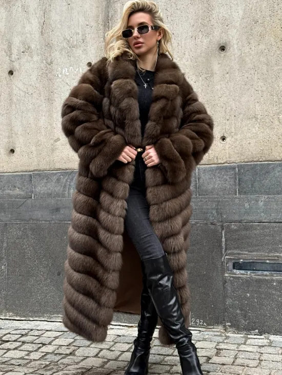 Длинная шуба из меха куницы Exclusive fur