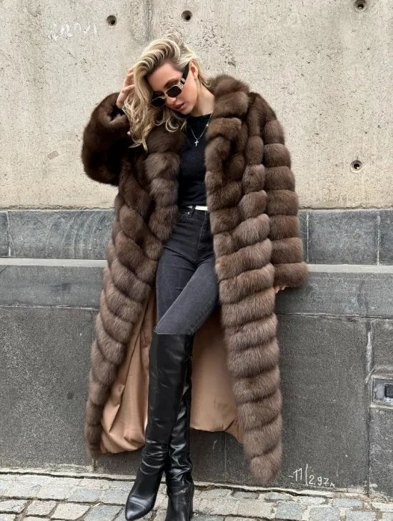 Длинная шуба из меха куницы Exclusive fur