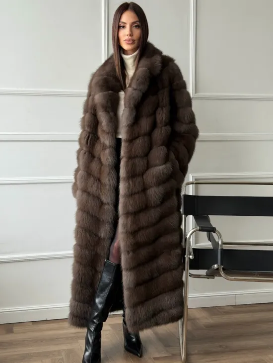 Длинная шуба из меха куницы Exclusive fur