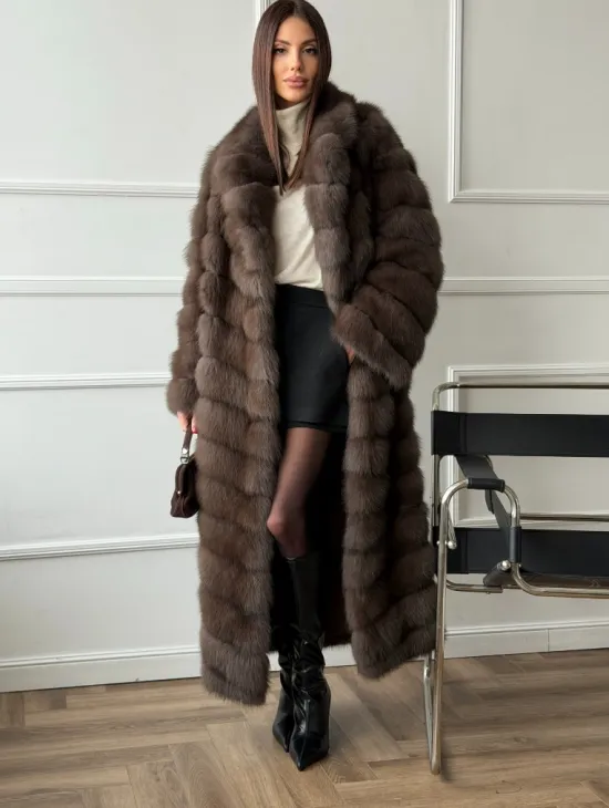 Длинная шуба из меха куницы Exclusive fur