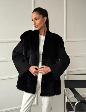 Полупальто демисезонное шерстяное с отделкой из меха норки