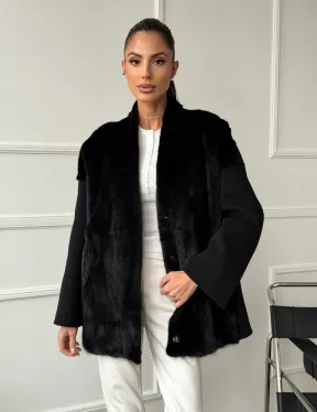 Полупальто демисезонное шерстяное с отделкой из меха норки