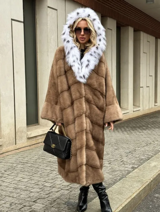 Норковая шуба больших размеров в стиле Бохо с капюшоном под рысь