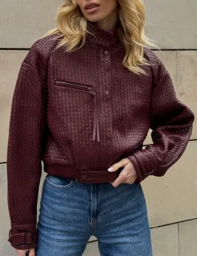Бомбер женский из натуральной плетеной кожи - Burgundy цвет