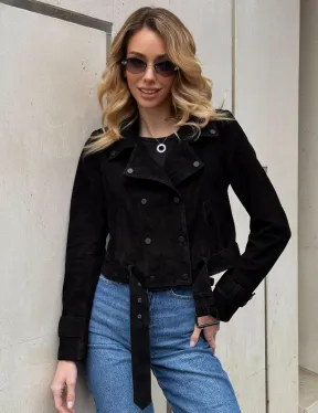 Черная короткая курточка из натуральной замши