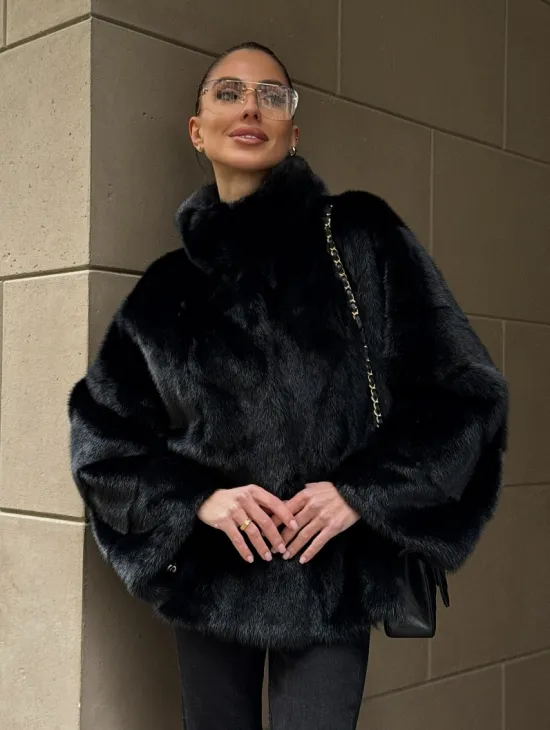 Норковый полушубок черного цвет стойка воротник