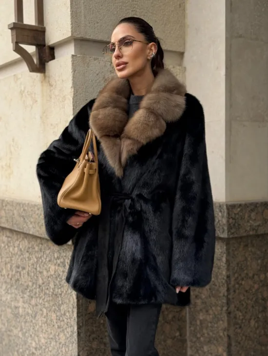 Черный норковый полушубок - кимоно с воротником из меха куницы