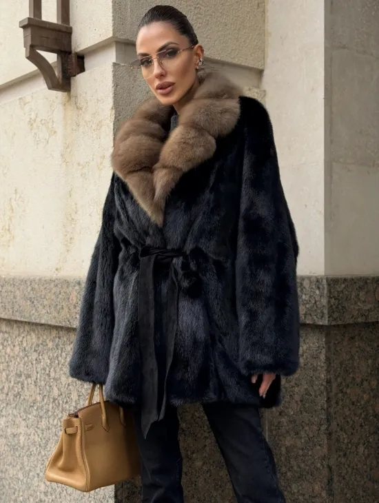 Черный норковый полушубок - кимоно с воротником из меха куницы