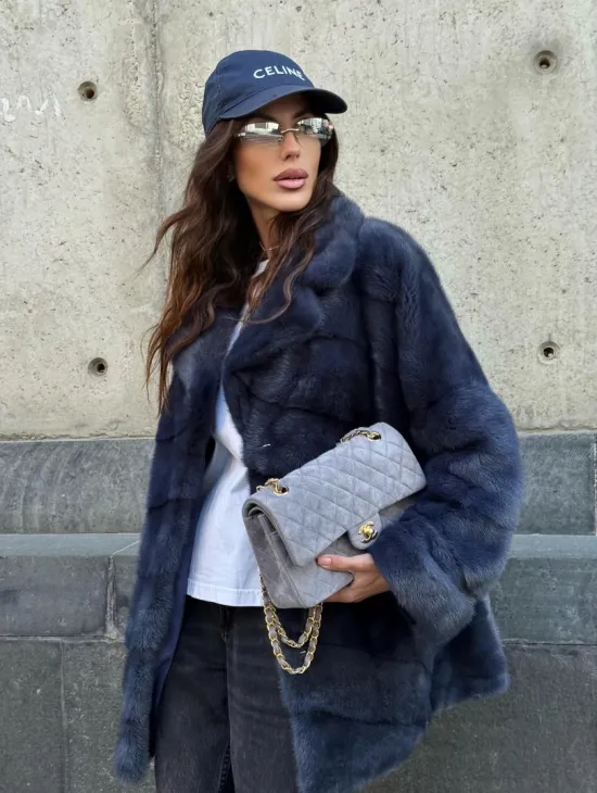 Короткая норковая шуба - автоледи