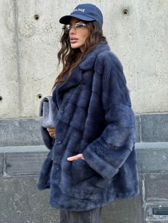 Короткая норковая шуба - автоледи