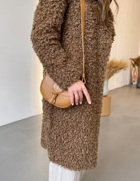 Шуба из искусственного меха