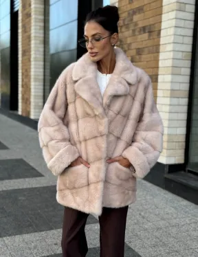 Шуба норковая пудрового цвета с английским воротником