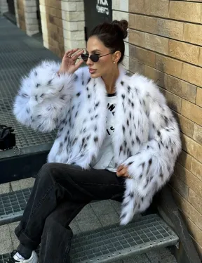 Шуба из меха белой аукционной лисы под рысь, ручная работа