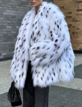 Шуба из меха белой аукционной лисы под рысь, ручная работа