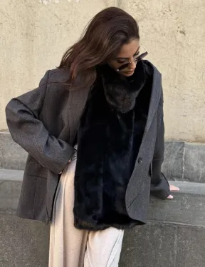 Черная норковая манишка