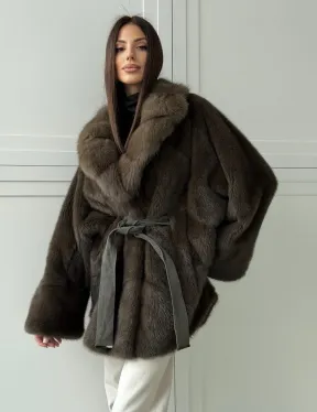 Шуба норковая летучая мышь с воротником из куницы - цвет хаки