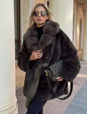 Шуба норковая летучая мышь с воротником из куницы - цвет хаки