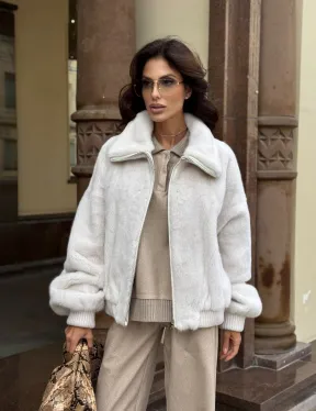 Бомбер оверсайз из аукционной норки жемчужно-натурального цвета