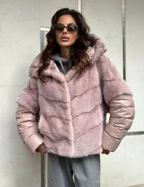 Зимняя норковая куртка - жилет с капюшоном