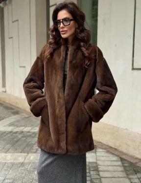 Коричневая шуба из норки