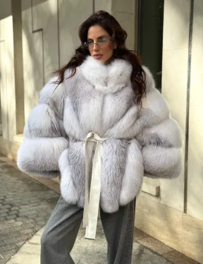 Шуба из меха альпийской лисы  