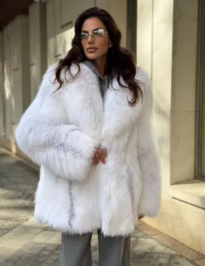 Шуба из белой арктической лисы
