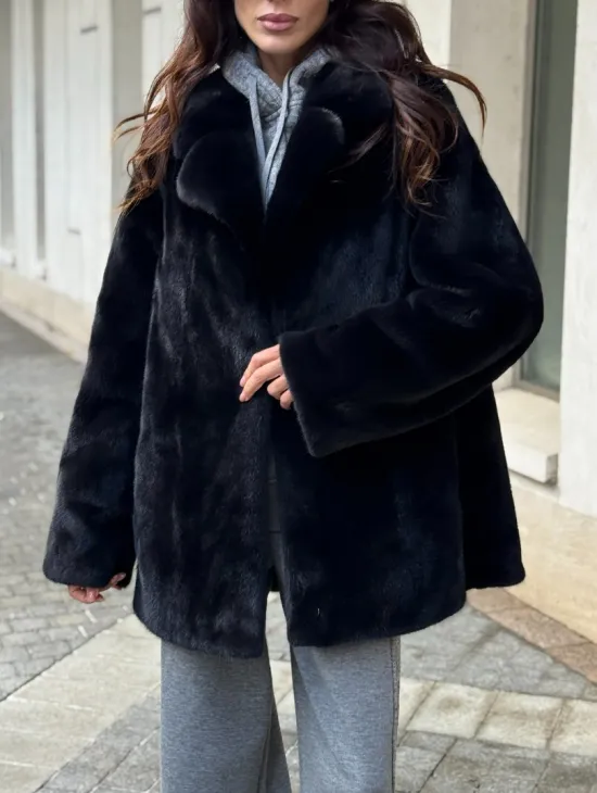 Полушубок женский из норки - черный