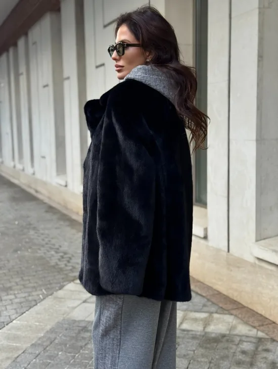 Полушубок женский из норки - черный