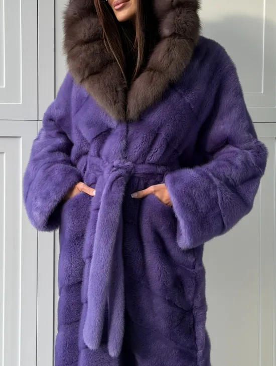 Фиолетовая норковая шуба