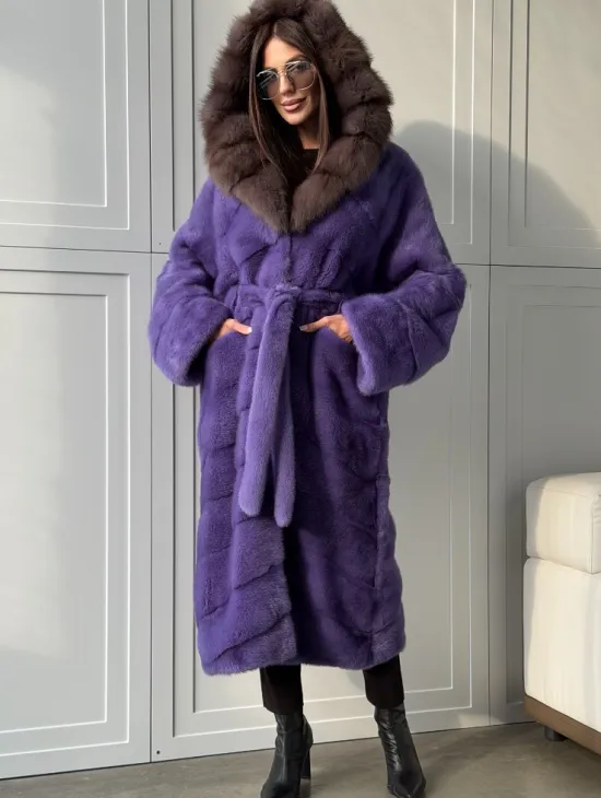 Фиолетовая норковая шуба