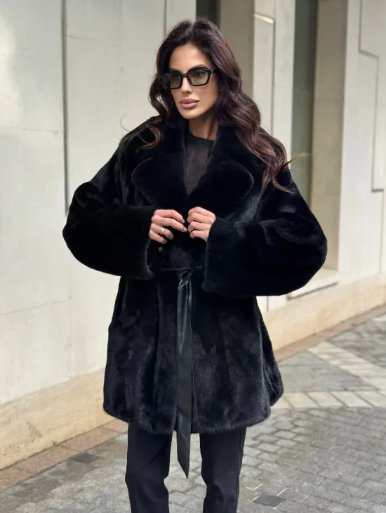 Полушубок из норки с английским воротником - черный