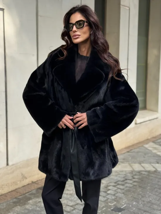 Полушубок из норки с английским воротником - черный